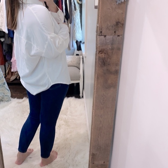 Jodifl white top size medium oversized - Picture 4 of 7
